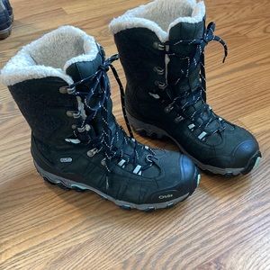 Oboz women’s winter hiking boot